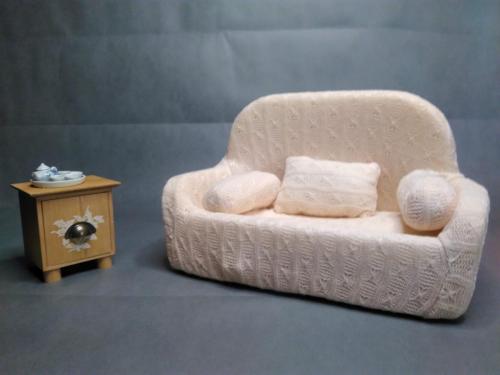 Baby Sofa mit Schrank